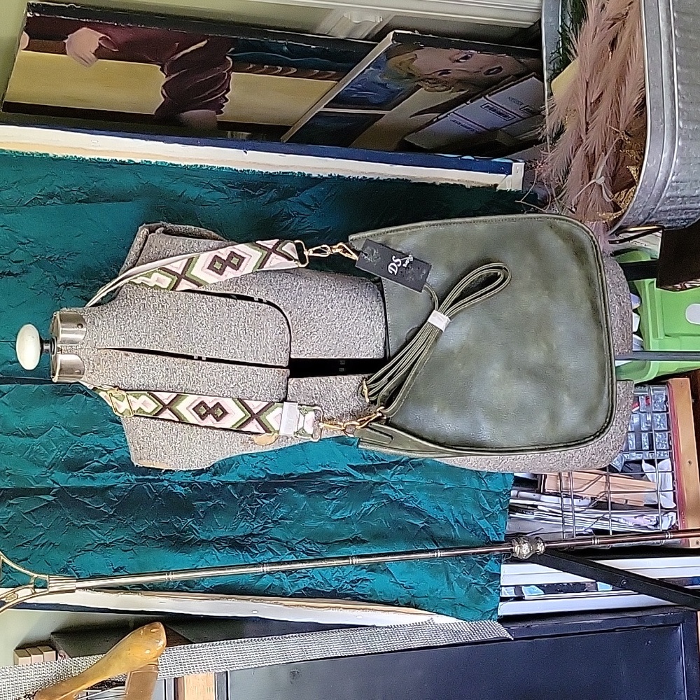 NWT Olive Crossbody Bag Geo Colorful Strap 2 Straps